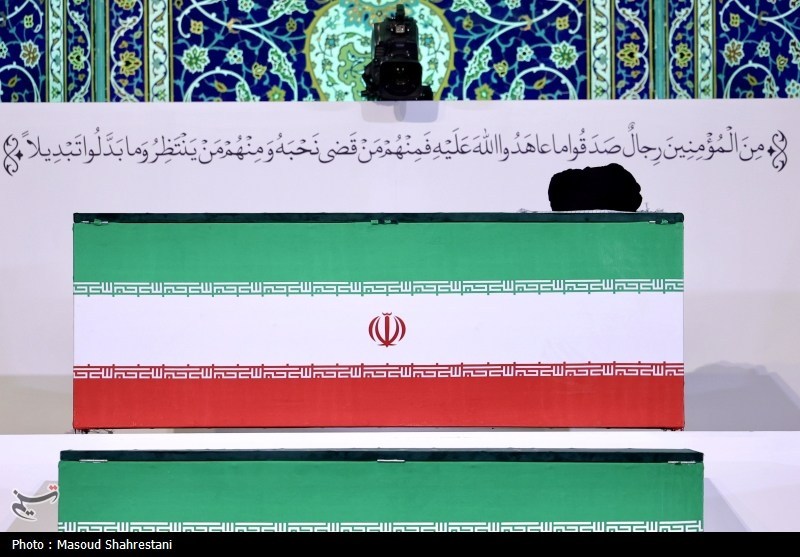 الا سیدعلی خامنه‌ای! که اکنون در جوار بوترابی