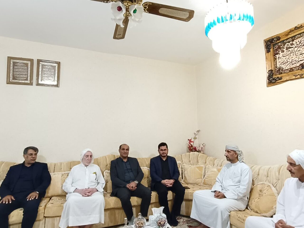دیدار مسئولان عسلویه با خانواده شهید و مددجویان در آغاز سال جدید