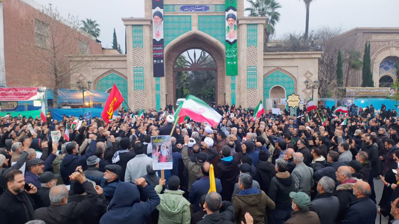 آغاز اجتماع پرشور مردمی در میادین مازندران