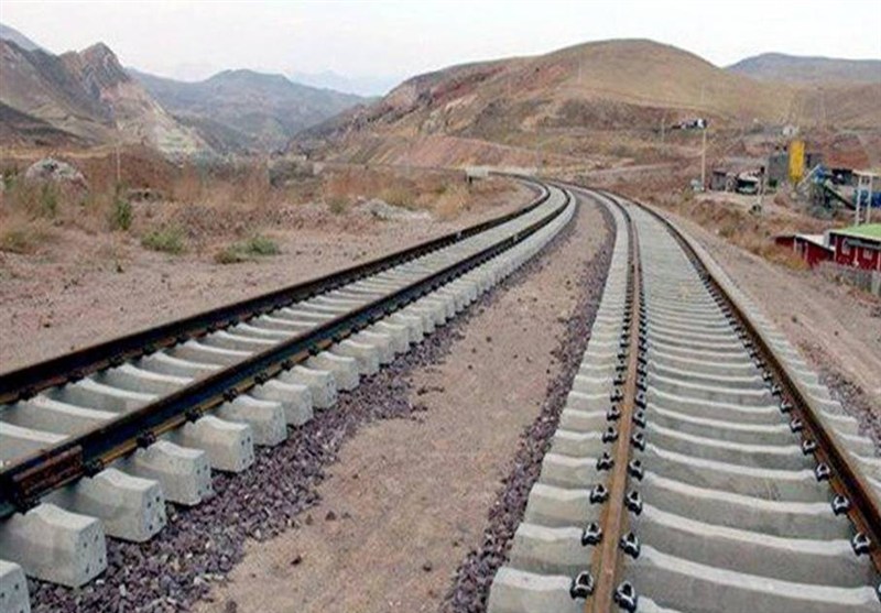 تردد قطارهای مسیر تهران-مشهد متوقف شد