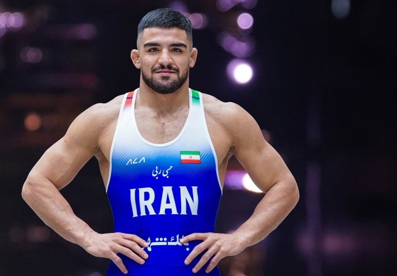 عظیمی پس از کسب برنز جهان: به عشق قهرمانی ایران در آمریکا کشتی گرفتم