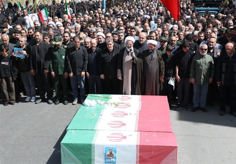 بدرقه 5 شهید در دومین روز بهار؛ سمنان یکپارچه عشق و وفاداری