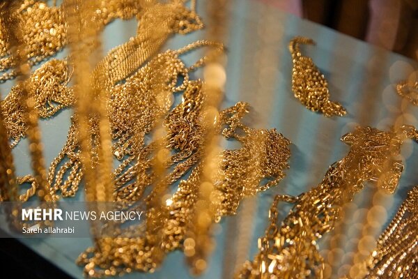 طلافروشان مغازه های خود را در تهران بازگشایی کردند