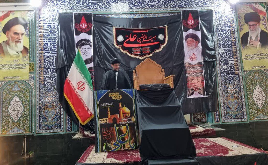 مراسم بیعت مردم با رهبر انقلاب در گناوه برگزار شد