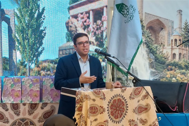 گویش همدانی در معرض انقراض است