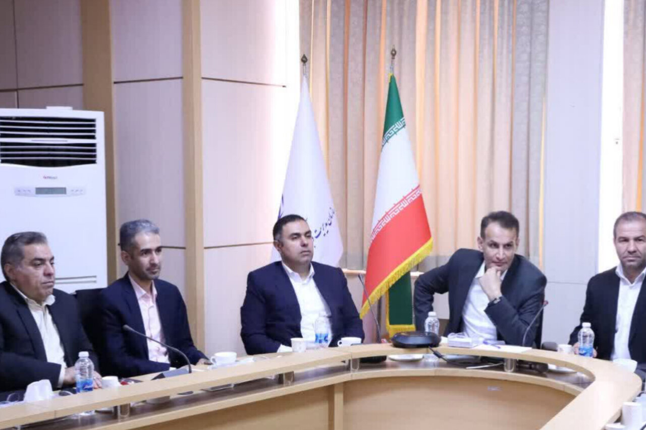 دولت خدمات خود را هوشمند کند؛ بازطراحی فعالیت ۱۴ دستگاه حیاتی کشور