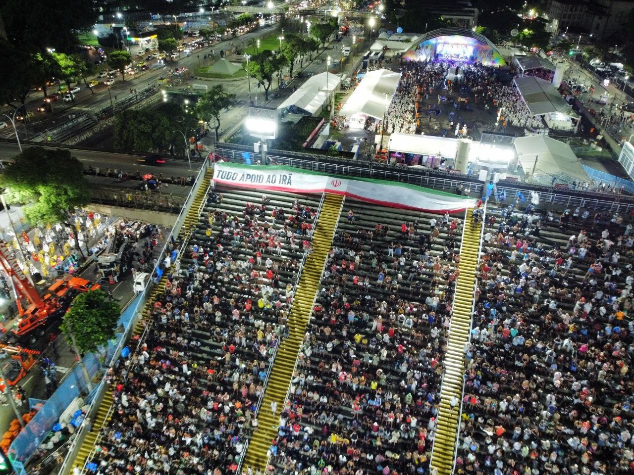 کارزار ما ایران هستیم در برزیل با اهتزاز پرچم در ریو و سائوپائولو+فیلم