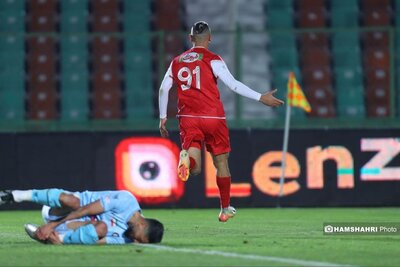 شهرخبر - اقدام مشکوک سردار دورسون | شکار ستاره محبوب پرسپولیسی ها در ورزشگاه فنرباغچه