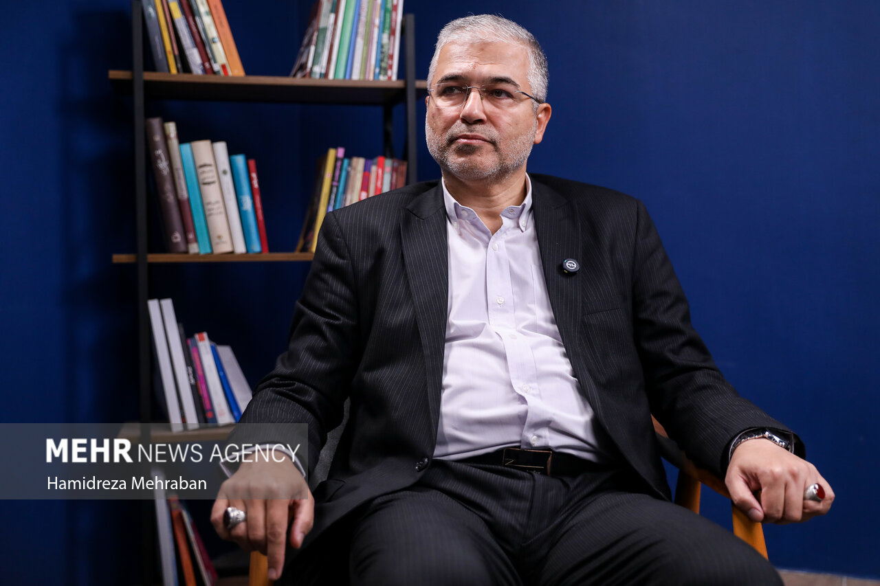 فلسفی: حمایت‌های بیمه‌ای و درمانی از سالمندان باید افزایش یابد