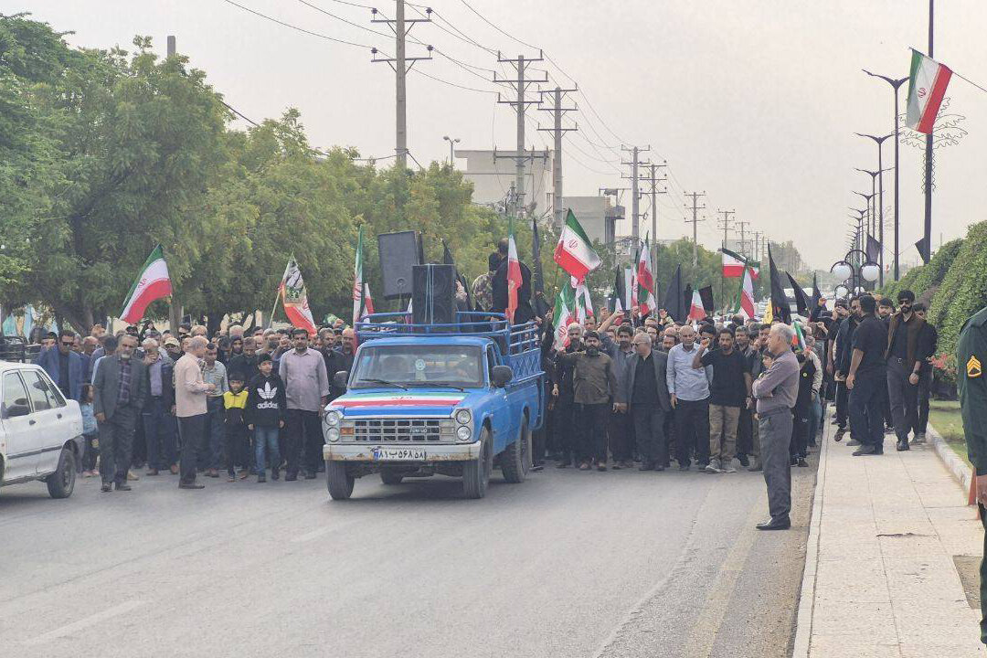 تجمع آب‌پخشی‌ها در پی شهادت رهبر معظم انقلاب