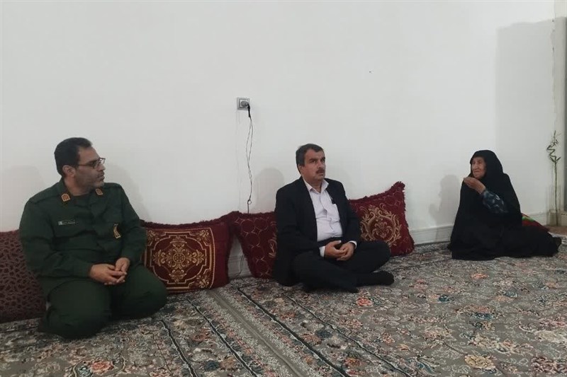 رسیدگی به مطالبات ایثارگران اولویت راهبردی بنیاد شهید بوشهر است
