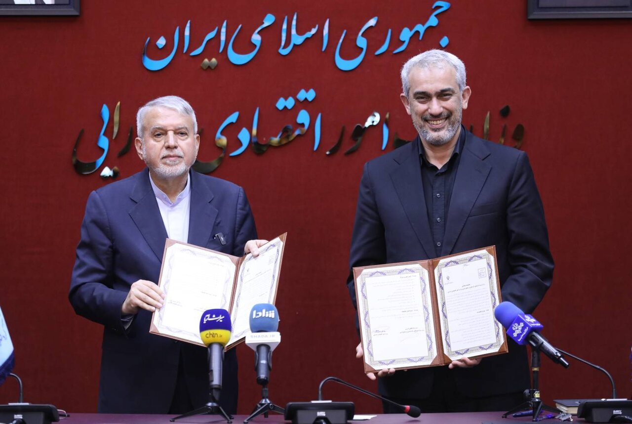 وزارت اقتصاد تفاهم‌نامه احیای گردشگری در پساجنگ را امضا کرد