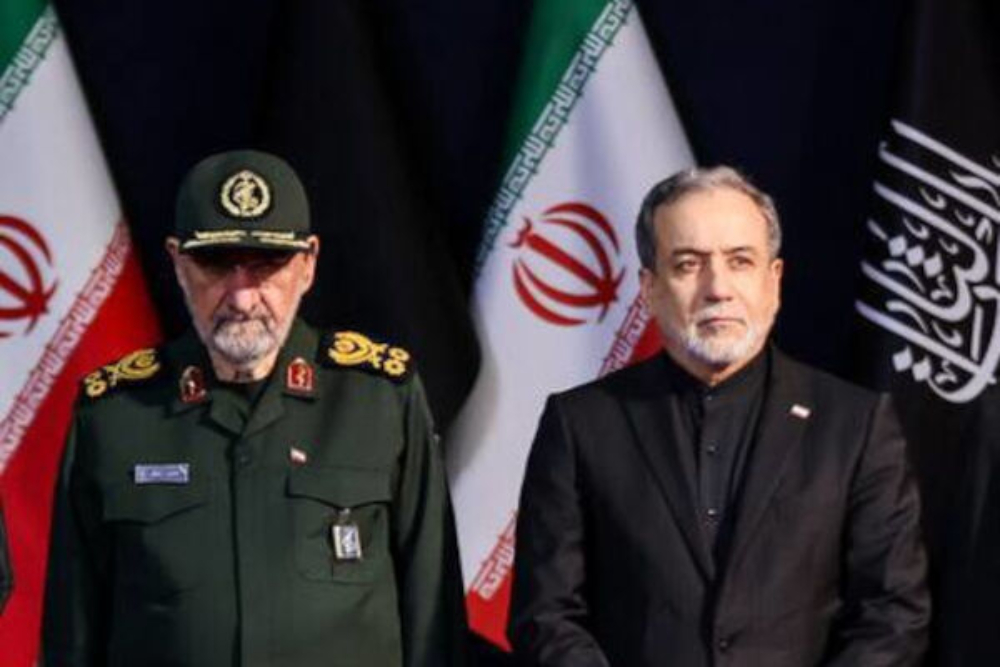 تبریک عراقچی به محسن رضایی؛ تأکید بر هماهنگی دیپلماسی و شورای عالی امنیت ملی