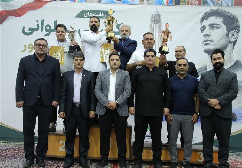 مازندران قهرمان رقابت‌های کشتی پهلوانی نوجوانان کشور در همدان شد