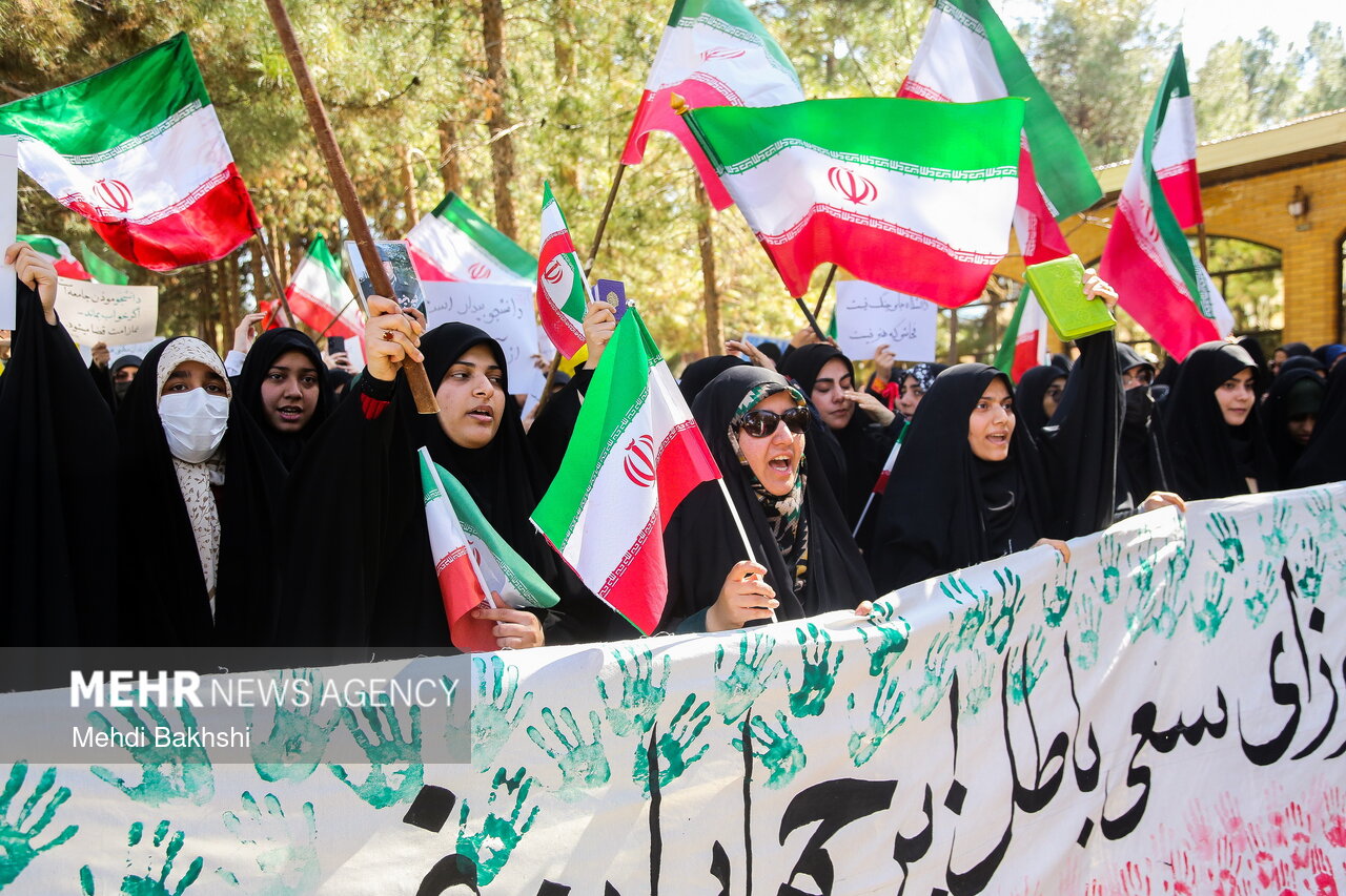 روزی که دنیا دید حق با حقیقت بود