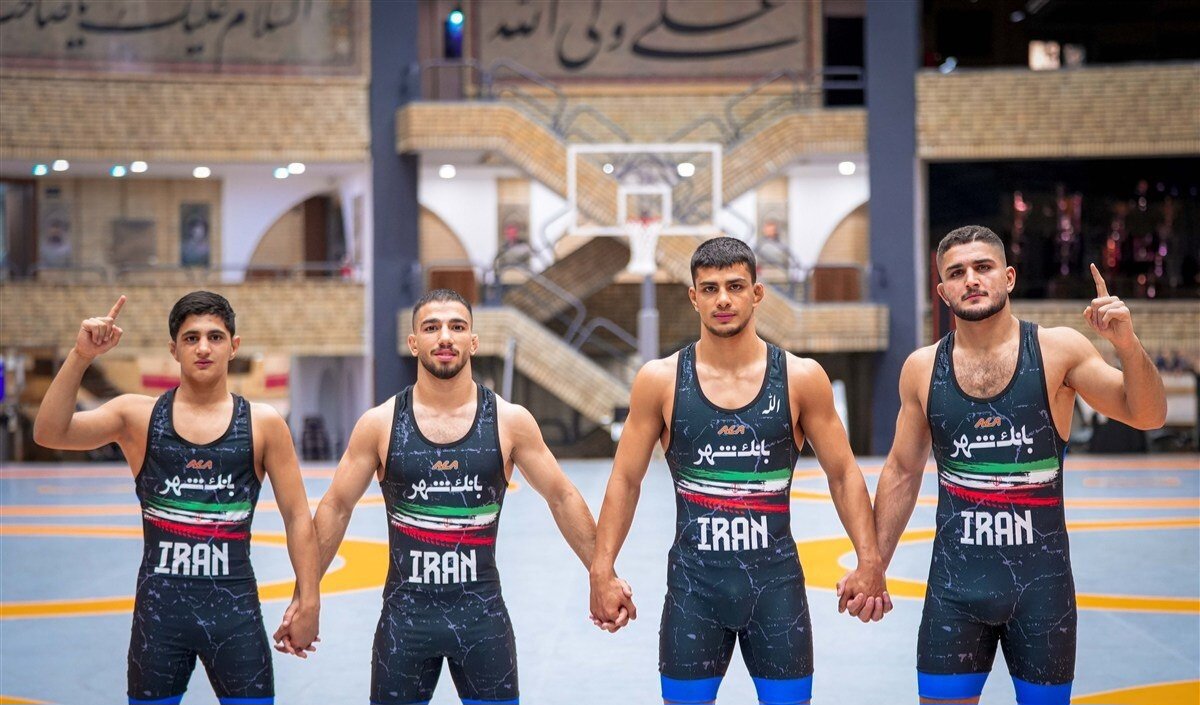 صعود یک آزادکار به نیمه‌نهایی/۳ کشتی‌گیر در انتظار شانس مجدد