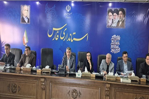 تصویب اسناد راهبردی و 13 طرح کلان زیربنایی در فارس