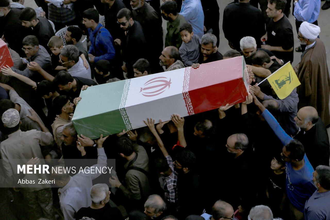 شهید ۱۹ ساله جنگ رمضان در بندرکنگ تشییع می شود