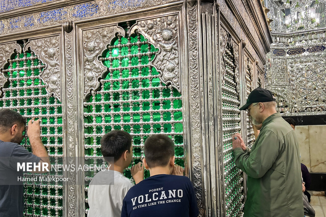 حضور رئیس مجلس در حرم مطهر حضرت عبدالعظیم حسنی(ع)