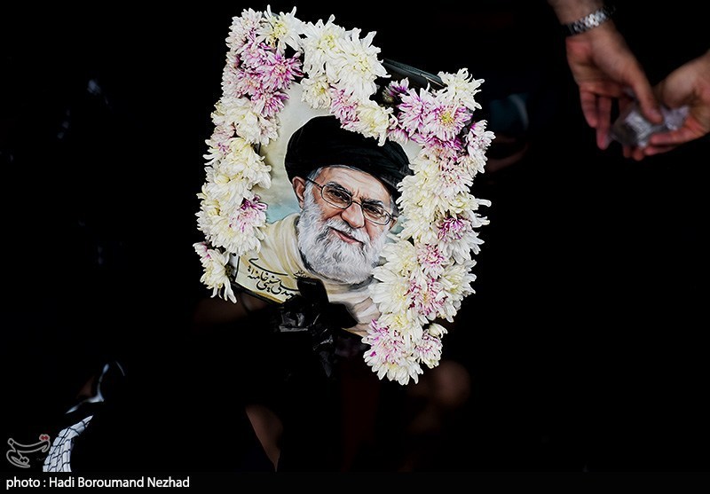آن قامت رعنا و ایران فردا