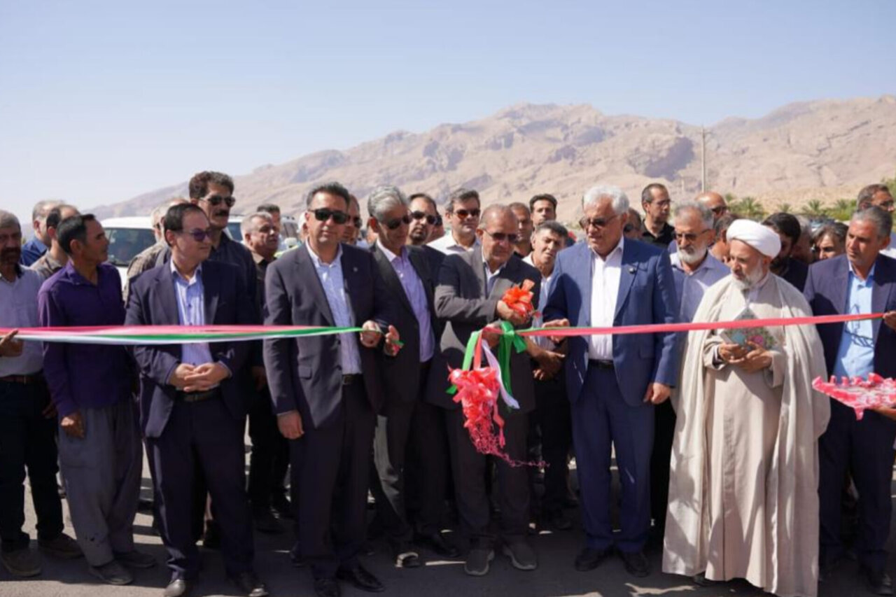 بهره‌برداری از ۱۰ کیلومتر بزرگراه داراب–بندرعباس