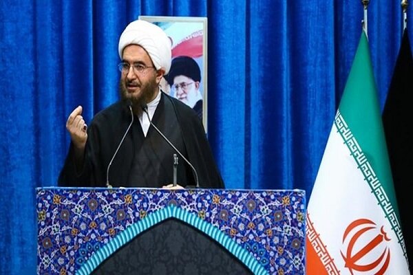 حاج علی‌اکبری: باید نسبت به تهاجم فرهنگی دشمن هوشیار بود