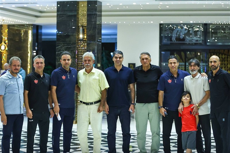 آشتی کنان در پرسپولیس با حضور منتقدان در اردو