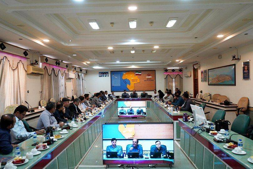 مراسم بزرگداشت روز شهردار و دهیار در بوشهر برگزار شد