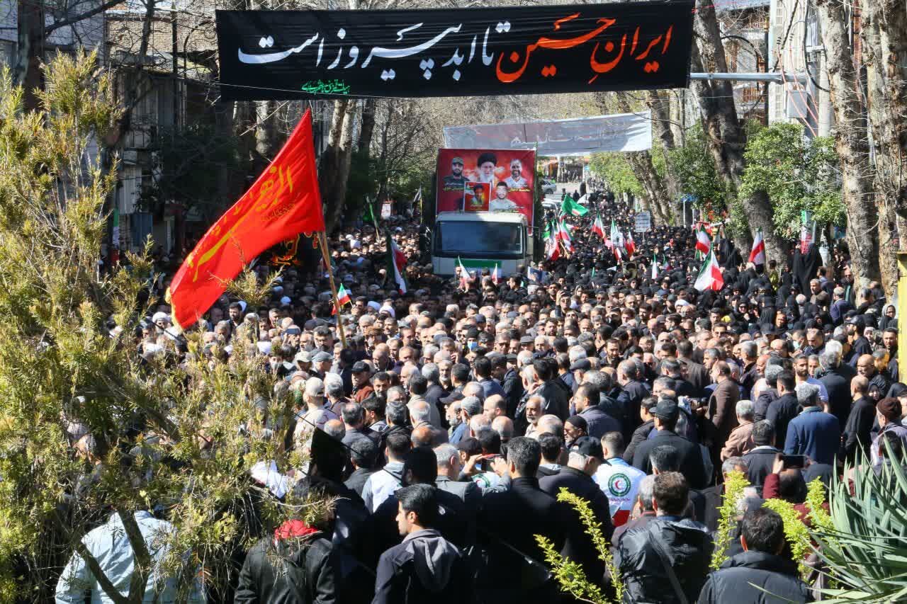 ایستاده ایم مثل سیدعلی