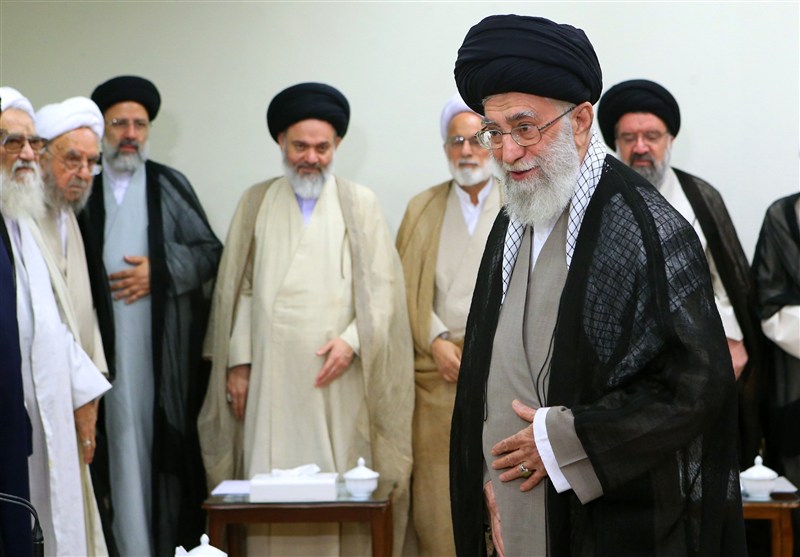 ناگفته‌هایی از شخصیت رهبر شهید؛ از شجاعت تا مردم‌داری
