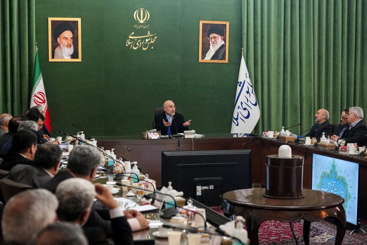 قالیباف: حذف قوانین غیرضروری آغاز شد/ افزایش آگاهی مهمترین رسالت ماست