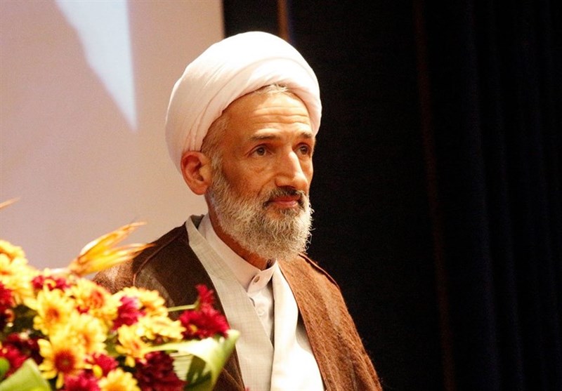 امام جمعه ساری: مذاکره برای رژیم حقوقی تنگه هرمز معنا ندارد