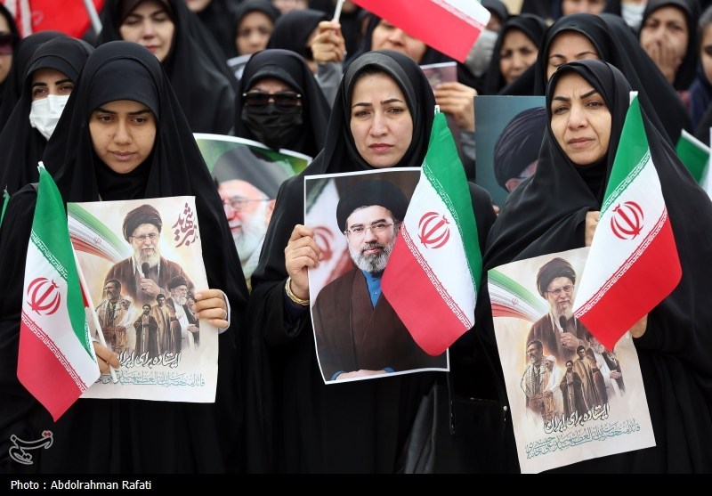 اعلام همبستگی و بیعت مسیحیان ایران با آیت الله سید مجتبی خامنه ای