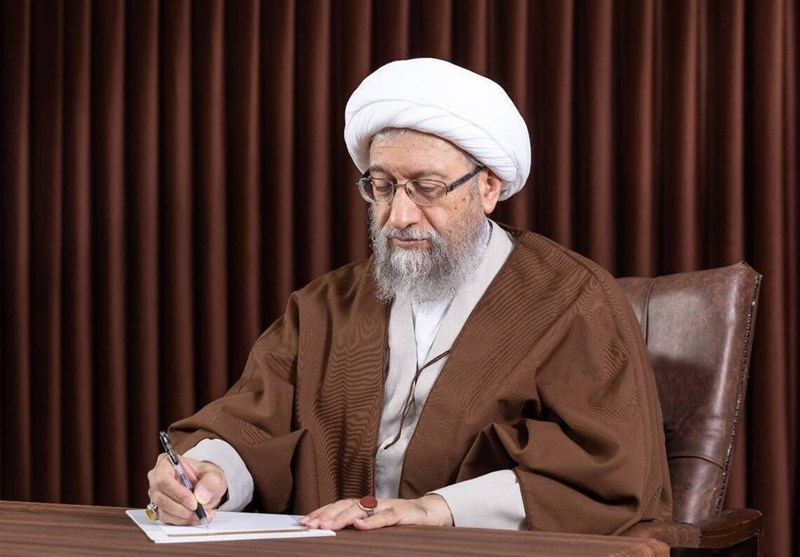 آملی لاریجانی: کینه‌توزی دشمن اراده ملت را درهم نخواهد شکست