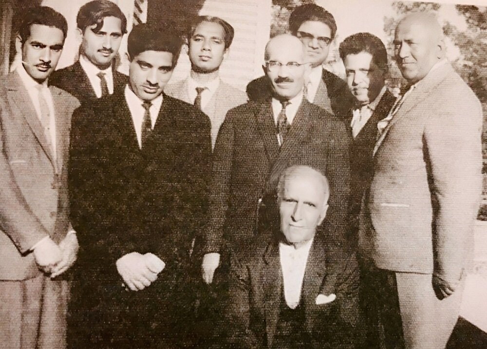 جمله‌ای که زندگی درختی را نجات داد/ دانشجویی که از دکتر معین ۲۰ گرفت!
