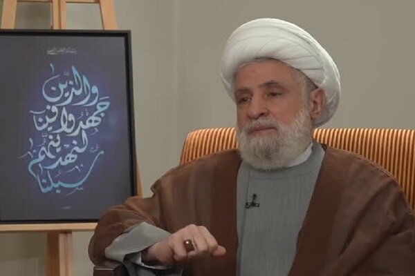 نعیم قاسم: ایران تحت رهبری امام خامنه‌ای می‌درخشد؛  آماده دفاع هستیم