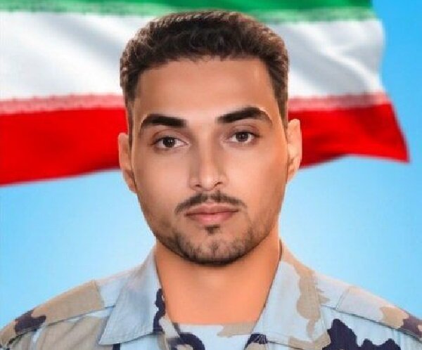 شهادت ستوان‌ سوم «حمید زارعی حاجی‌آبادی » در پی حملات هوایی دشمن