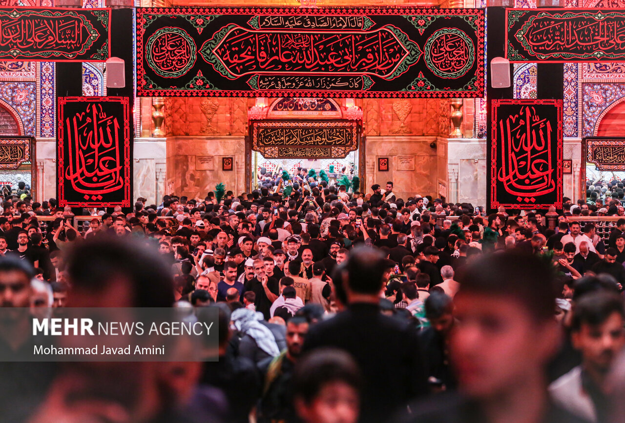 عزاداری ایرانی‌ها در بین الحرمین با مداحی حسین ستوده