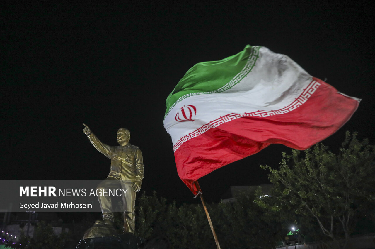 رونمایی از تندیس شهید سردار حاجی‌زاده در میدان ابوذر