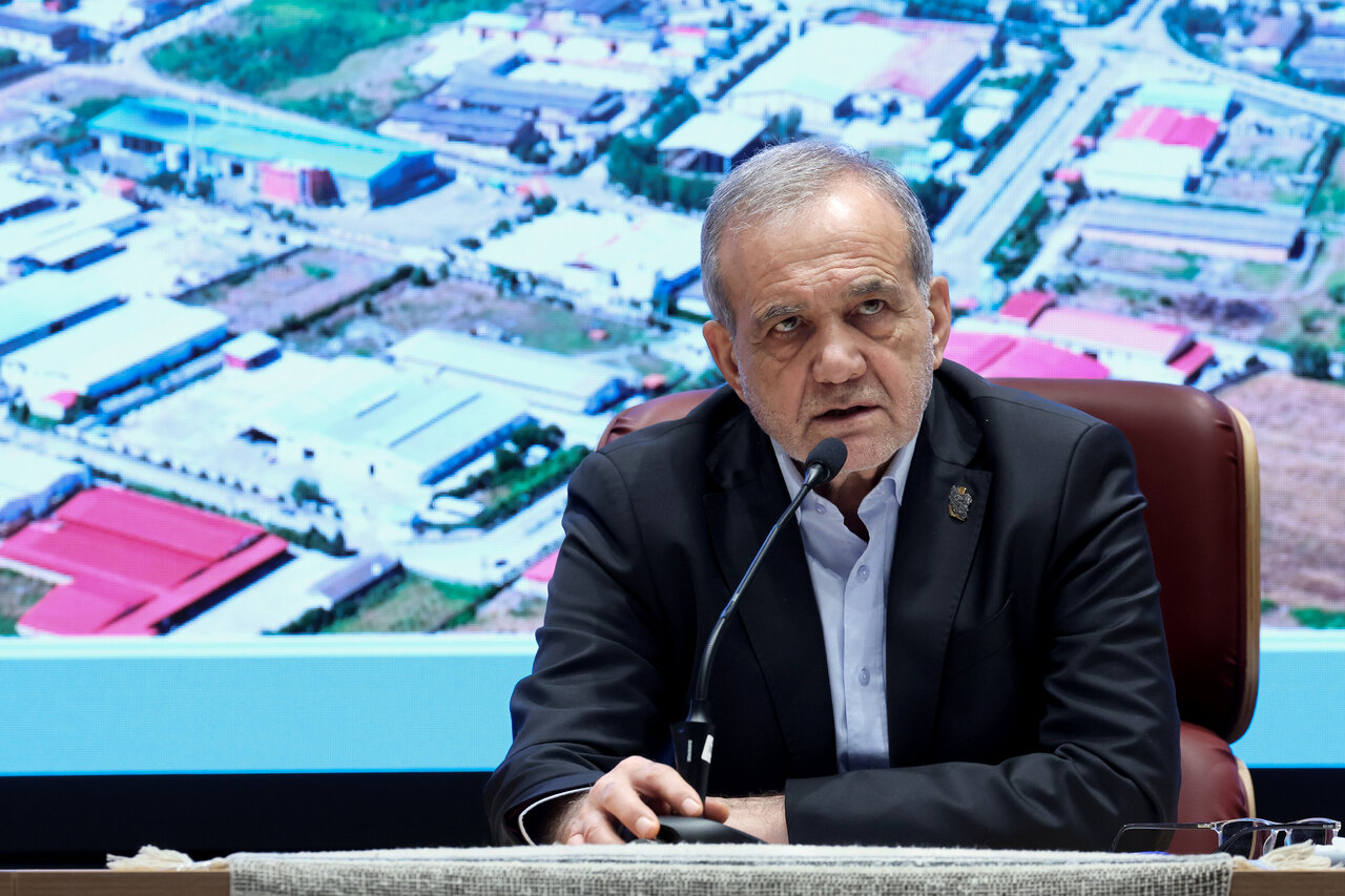 پزشکیان وارد تهران شد