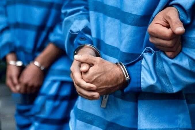 دستگیری ۳ سوداگر مرگ و کشف ۲۲۰ گرم مواد مخدر در پاکدشت