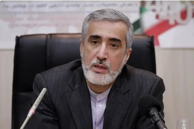 پیرصالحی: آمار ۱۰۰۰ قلم کمبود دارو در کشور مستند نیست