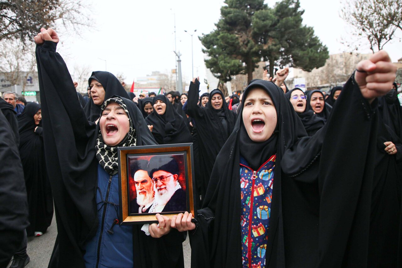 راهپیمایی مردم بجنورد در سوگ شهادت رهبر انقلاب