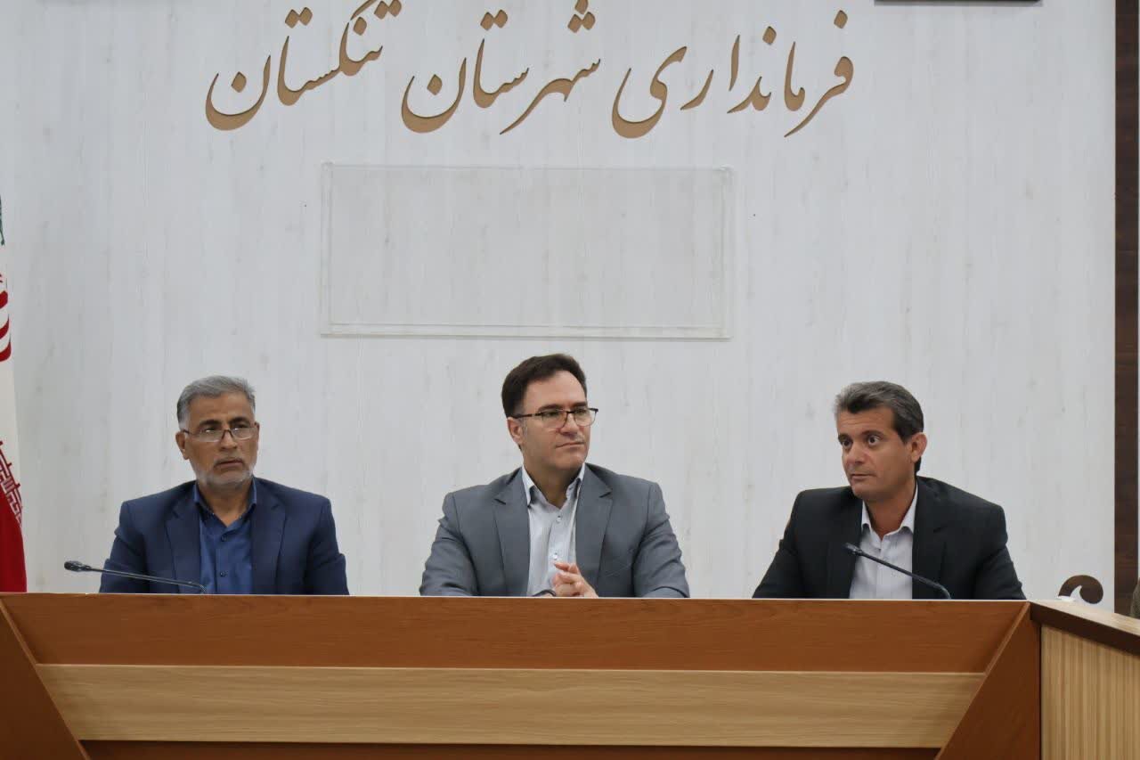 فرماندار تنگستان: ساماندهی سواحل در اولویت برنامه ها است