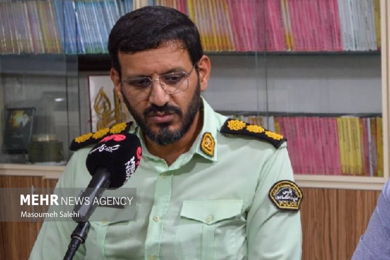 توقیف ۱۰۰۰ تن سنگ مرمر قاچاق با پایش اطلاعاتی پلیس در گمرک بندرلنگه