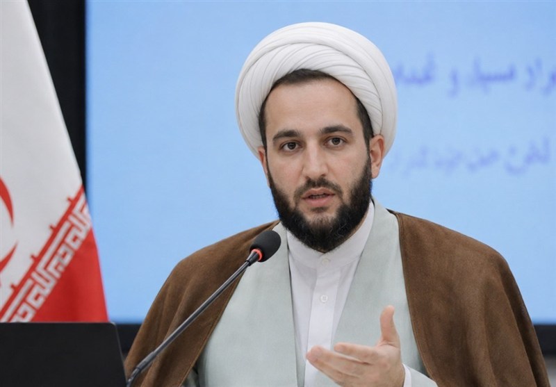 دولت­مرد در تراز انقلاب