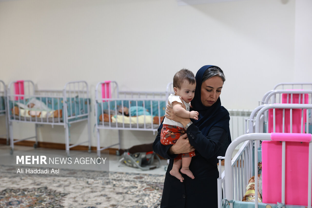 مراسم افتتاحیه شیرخوارگاه خیریه بهشت ​​امام رضا (ع).