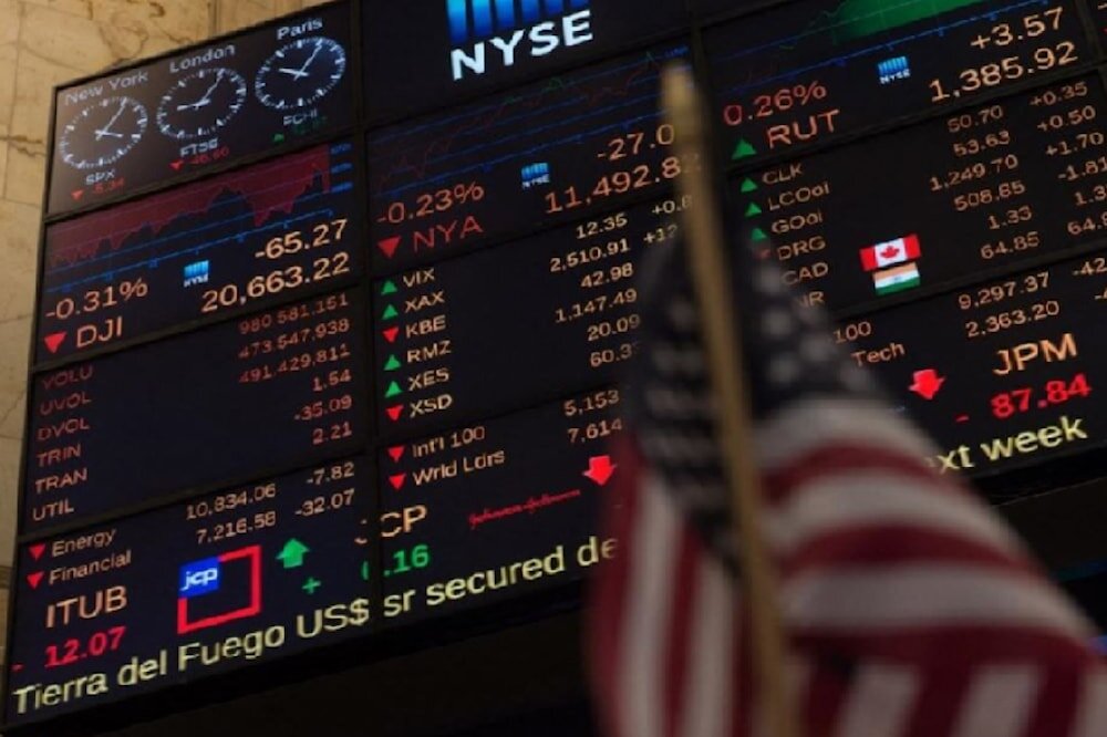 دود شدن ۲ هزار و ۲۰۰ میلیارد دلار ارزش شرکت های  S&P500 بورس آمریکا