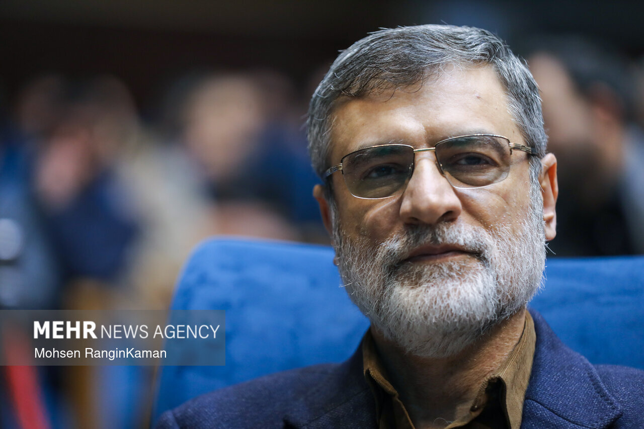 قاضی‌زاده هاشمی: نظام رفاه ایران نظریه بومی مبتنی بر قانون اساسی ندارد