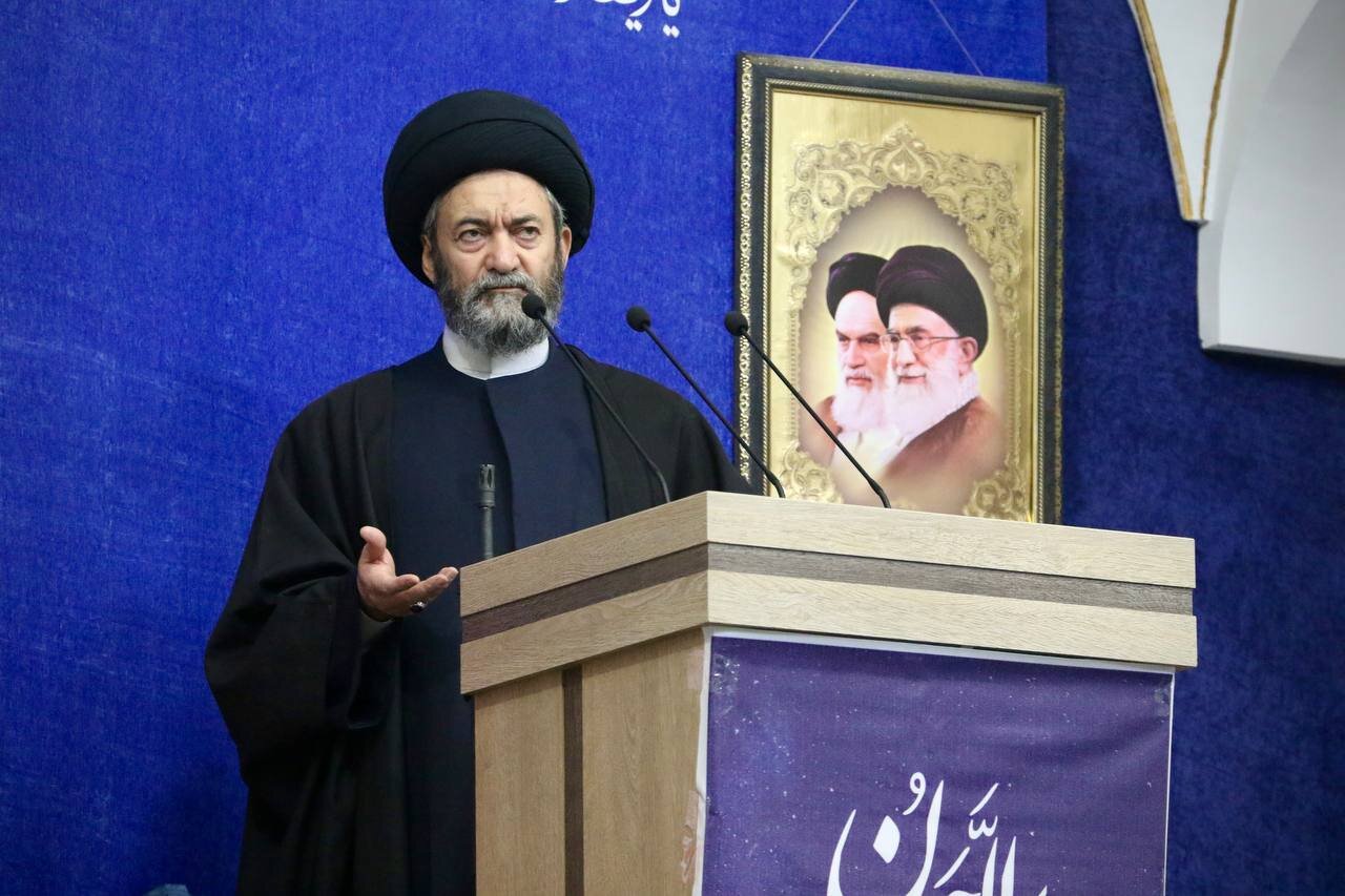 آیت الله عاملی: توحید و اقتدار؛ میراث رهبر شهید برای نسل جدید